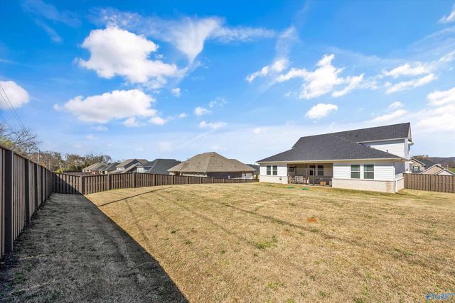 326 Merrydale Drive, Huntsville, AL 35811