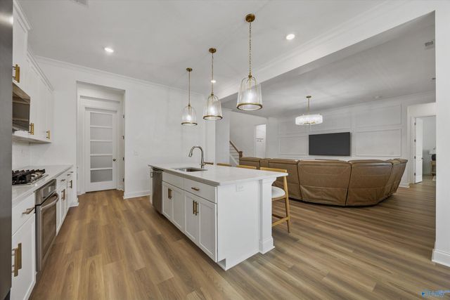 326 Merrydale Drive, Huntsville, AL 35811