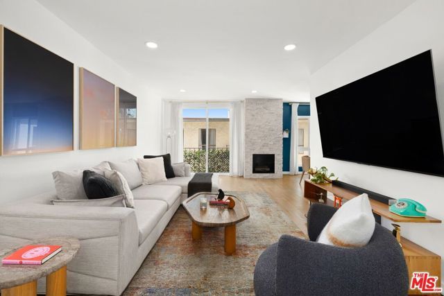 7300 Franklin Avenue 554, Los Angeles, CA 90046