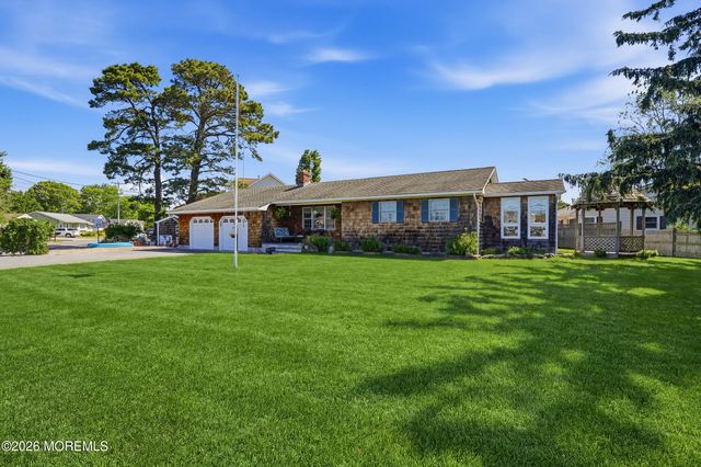 481 Admiral Road, Forked River, NJ 08731