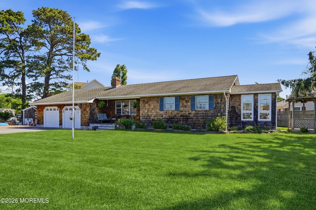 481 Admiral Road, Forked River, NJ 08731