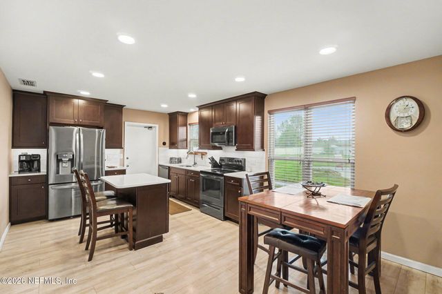 594 JOHN PINN Place, Orange Park, FL 32073