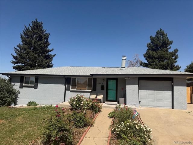 6668 Chase St, Arvada, CO 80003