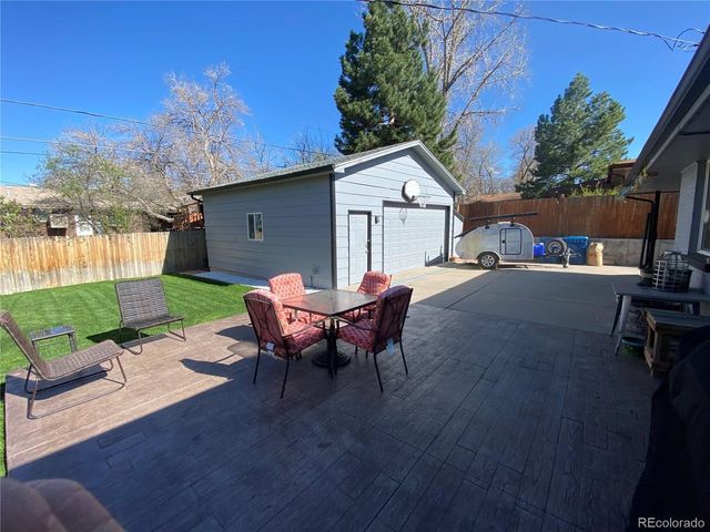 6668 Chase St, Arvada, CO 80003