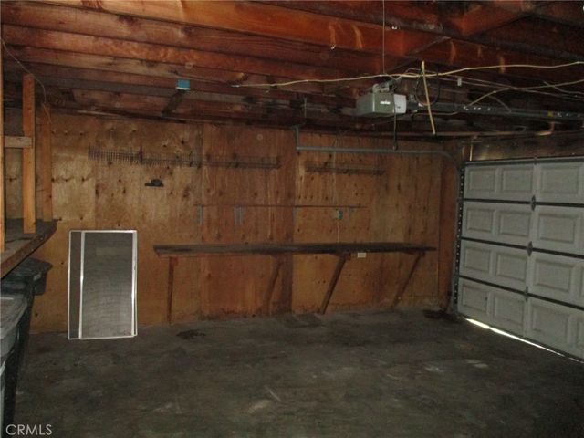 560 W 10th Street, Perris, CA 92570