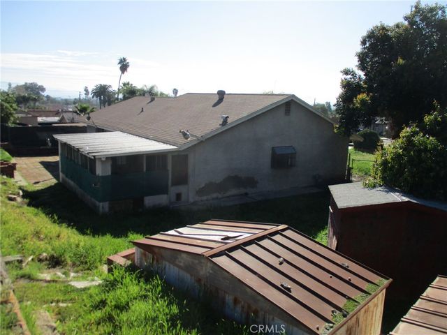 560 W 10th Street, Perris, CA 92570