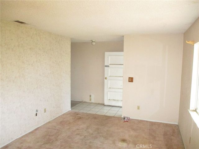 560 W 10th Street, Perris, CA 92570