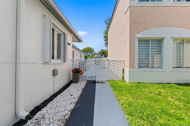 17434 SW 143rd Place, Miami, FL 33177