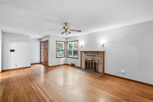 5048 N Olive Street, Kansas City, MO 64118