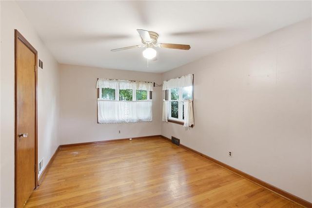 5048 N Olive Street, Kansas City, MO 64118