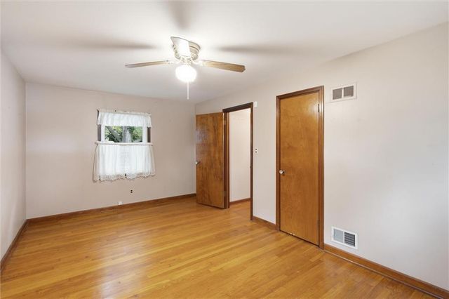 5048 N Olive Street, Kansas City, MO 64118