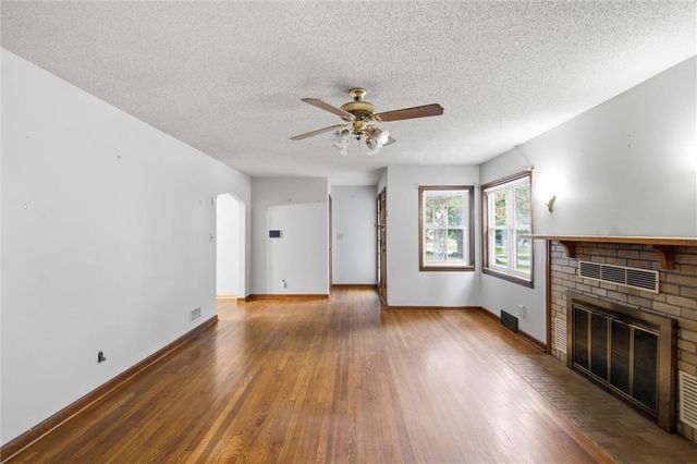 5048 N Olive Street, Kansas City, MO 64118