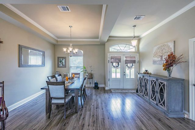 104 Melrose Dr, Thibodaux, LA 70301
