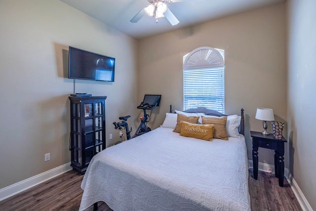 104 Melrose Dr, Thibodaux, LA 70301