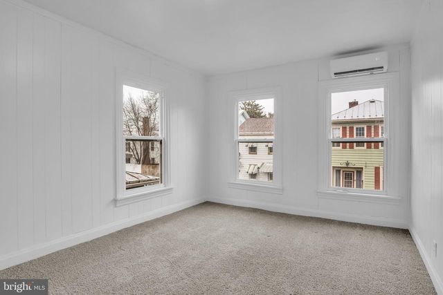 118 S 2ND ST, Newport, PA 17074