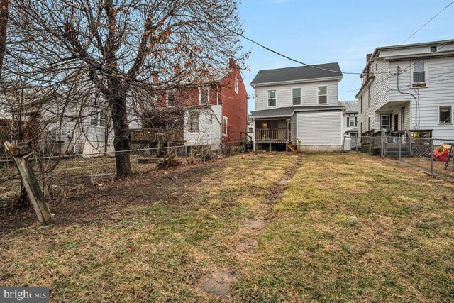 118 S 2ND ST, Newport, PA 17074