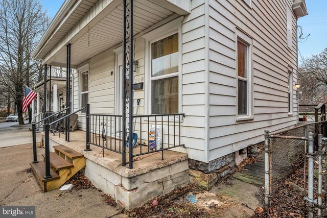 118 S 2ND ST, Newport, PA 17074