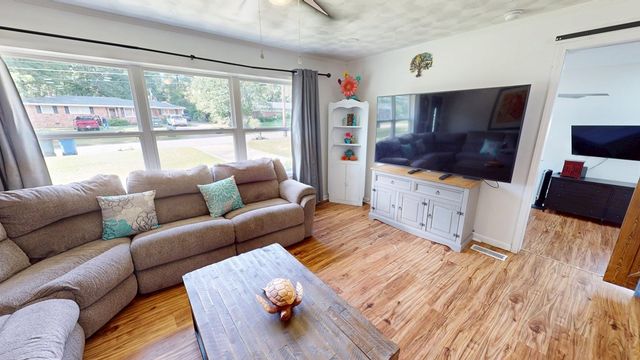 207 Seeba, Dothan, AL 36303