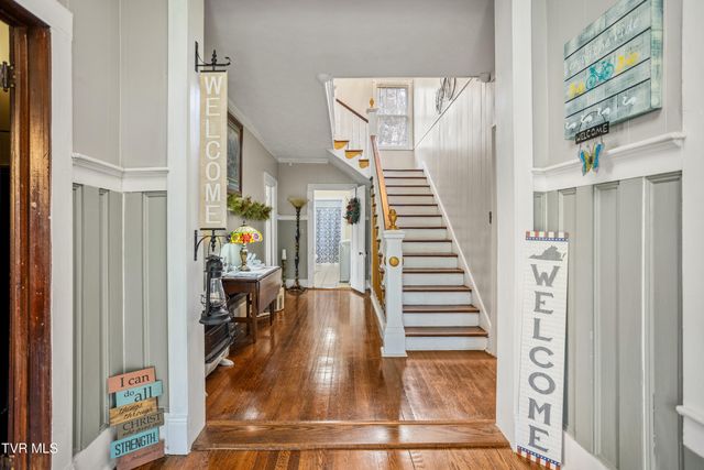 21786 Monroe Road, Damascus, VA 24236