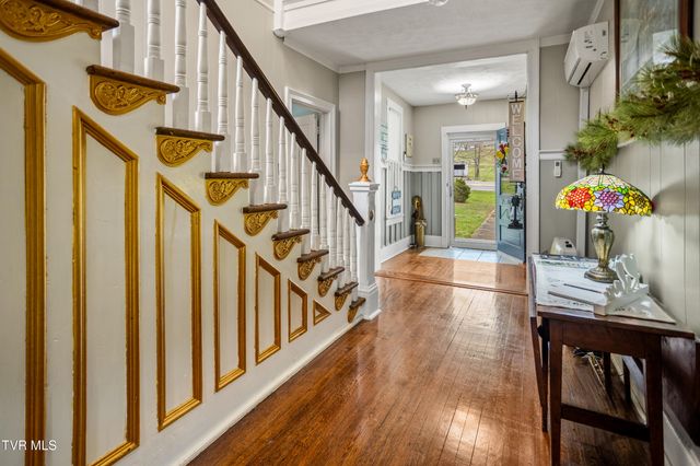 21786 Monroe Road, Damascus, VA 24236