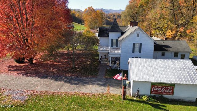 21786 Monroe Road, Damascus, VA 24236