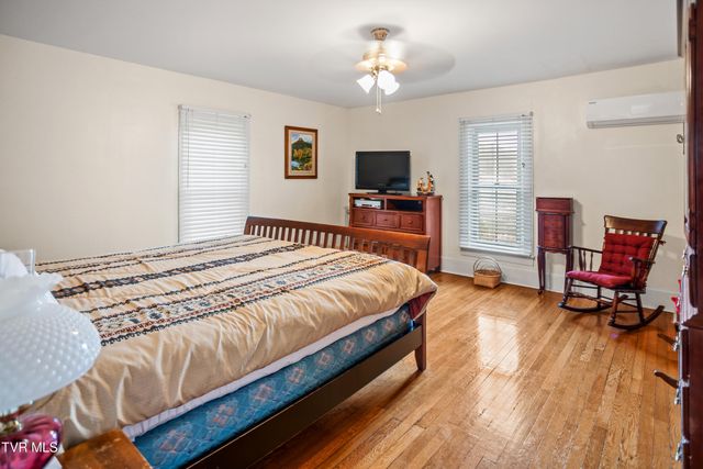 21786 Monroe Road, Damascus, VA 24236