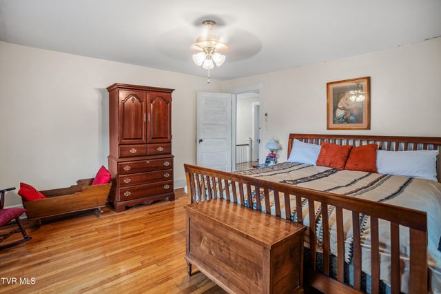 21786 Monroe Road, Damascus, VA 24236