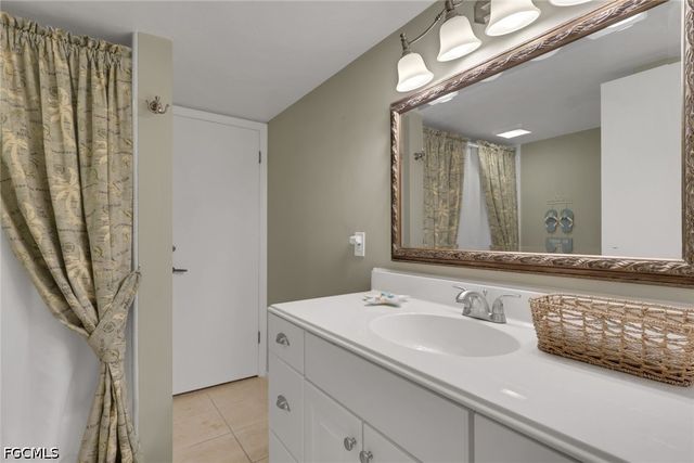 4751 Harbortown LN, Fort Myers, FL 33919