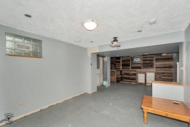 1004 Addleman Street, Joliet, IL 60431