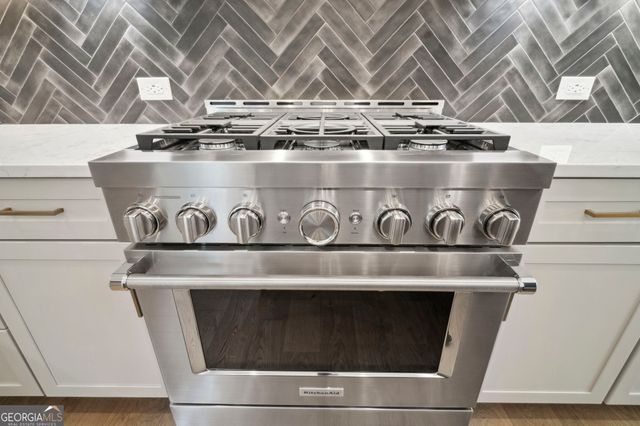 591 Brashy Drive, Woodstock, GA 30188