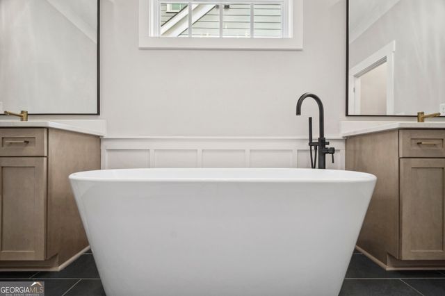 591 Brashy Drive, Woodstock, GA 30188