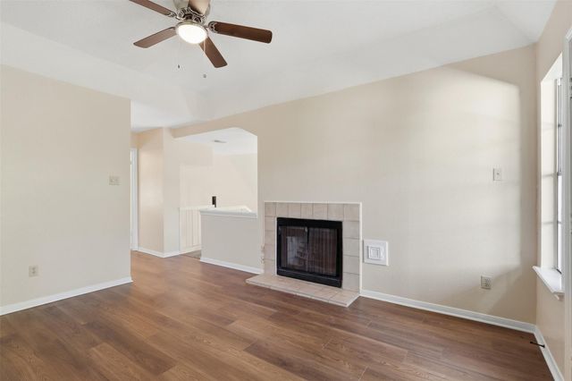 5515 Strack Road 105, Houston, TX 77069