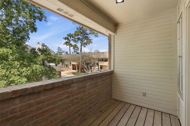 5515 Strack Road 105, Houston, TX 77069