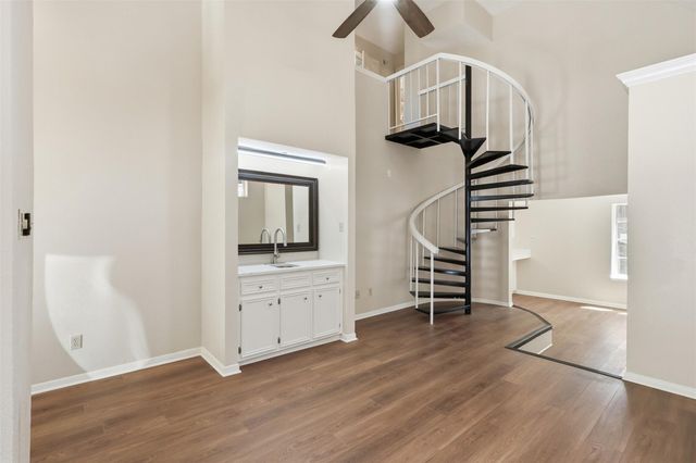 5515 Strack Road 105, Houston, TX 77069