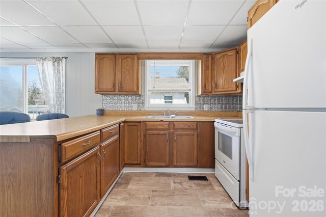 346 N Cleghorn Street, Rutherfordton, NC 28139