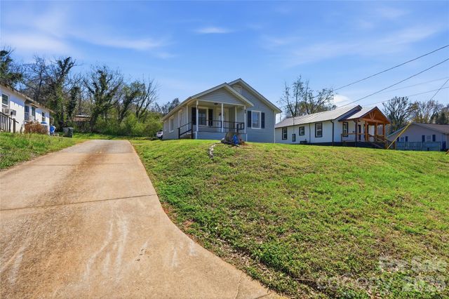 346 N Cleghorn Street, Rutherfordton, NC 28139