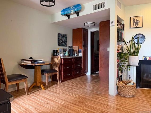 5350 Baltimore Dr 5, La Mesa, CA 91942