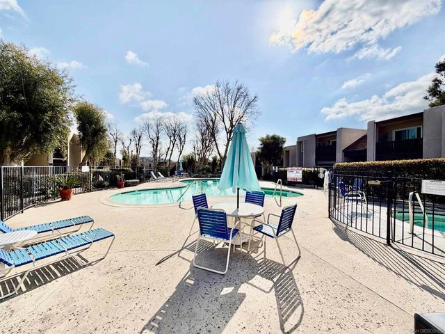 5350 Baltimore Dr 5, La Mesa, CA 91942