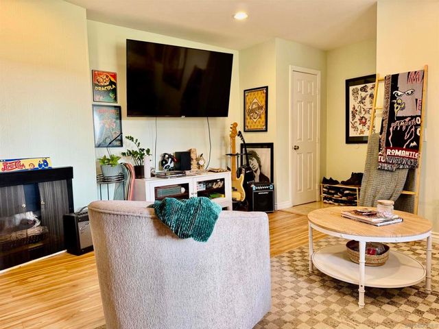 5350 Baltimore Dr 5, La Mesa, CA 91942