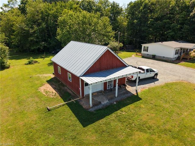 13854 Hwy 52, Cana, VA 24317