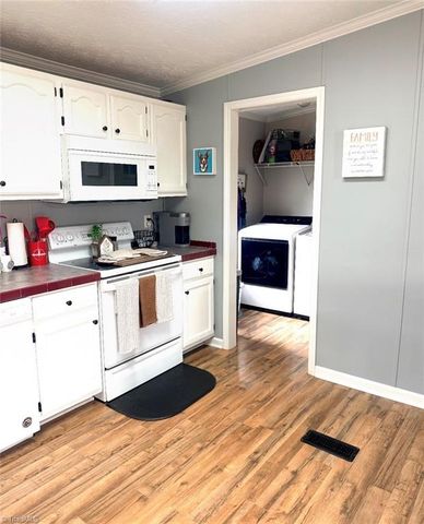 13854 Hwy 52, Cana, VA 24317