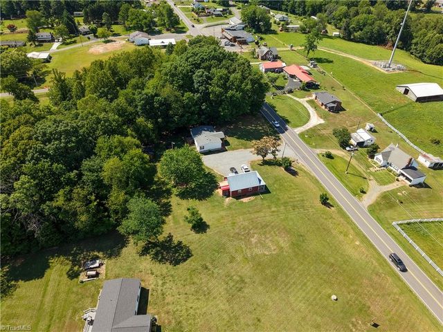 13854 Hwy 52, Cana, VA 24317
