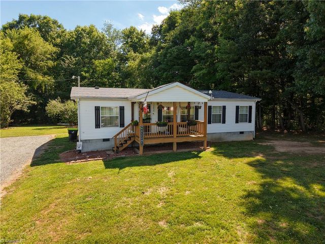 13854 Hwy 52, Cana, VA 24317