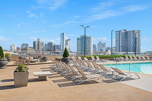 600 12th Ave S Apt 616, Nashville, TN 37203