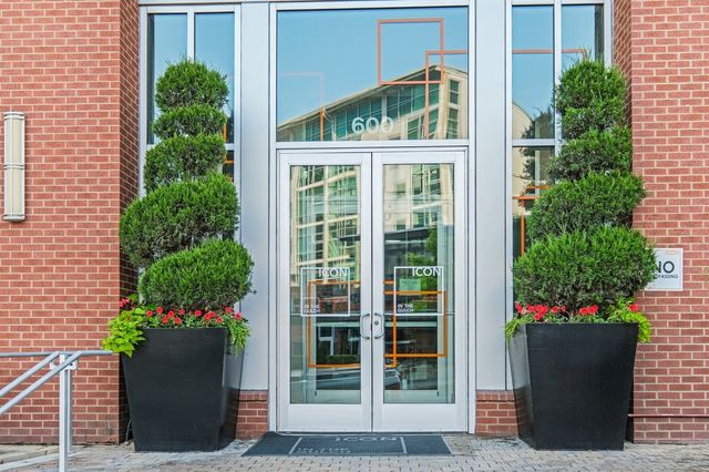 600 12th Ave S Apt 616, Nashville, TN 37203