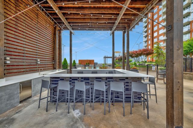 600 12th Ave S Apt 616, Nashville, TN 37203