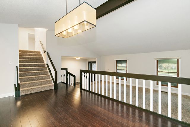 212 Natwick Lane, Schaumburg, IL 60193