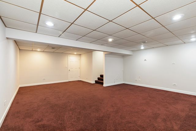 212 Natwick Lane, Schaumburg, IL 60193