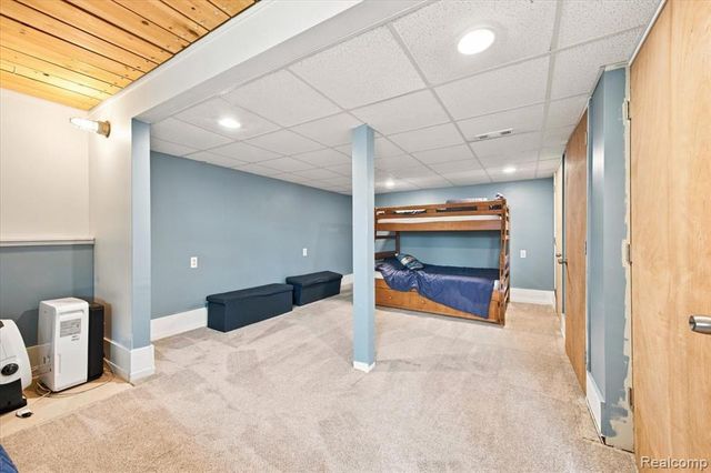 1255 Paul Boulevard, Lake Orion, MI 48362