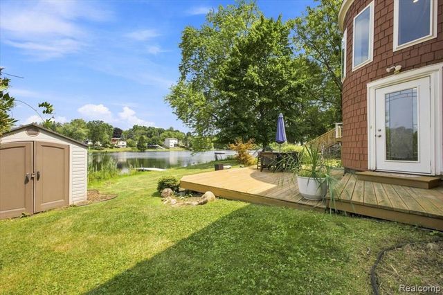 1255 Paul Boulevard, Lake Orion, MI 48362